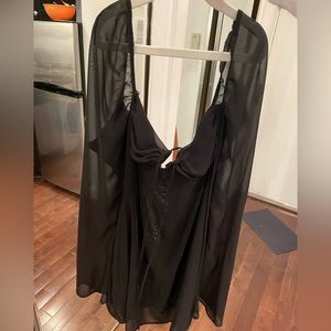 Black house of CB dress